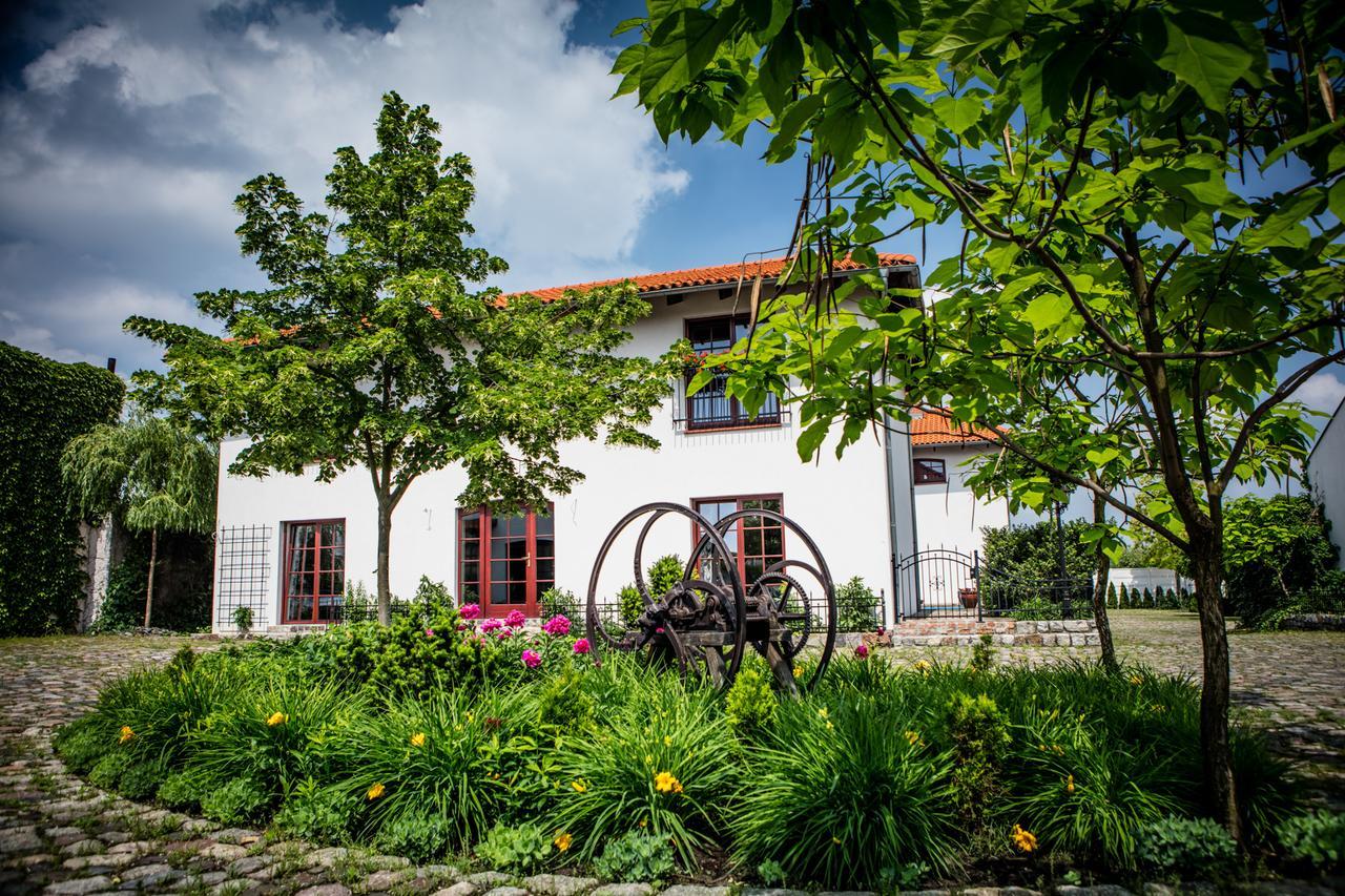 Apartamenty Za Murem Posen Exterior foto